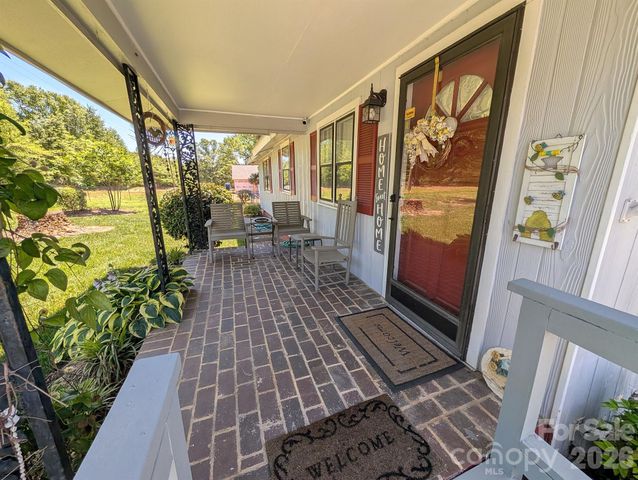 4053 Roddey Road, Catawba, SC 29704
