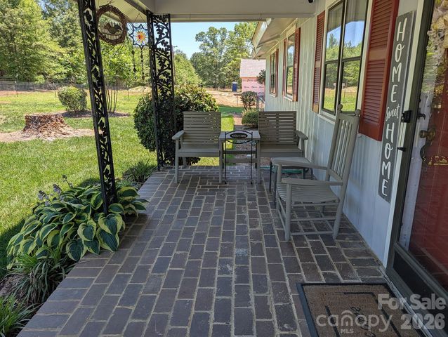 4053 Roddey Road, Catawba, SC 29704