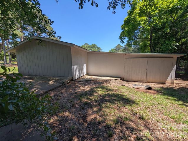 4053 Roddey Road, Catawba, SC 29704