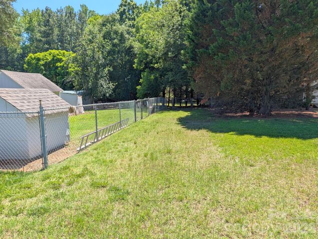 4053 Roddey Road, Catawba, SC 29704