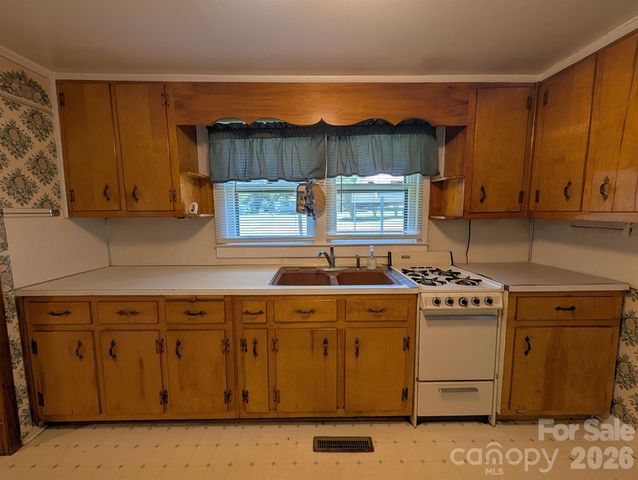 4053 Roddey Road, Catawba, SC 29704