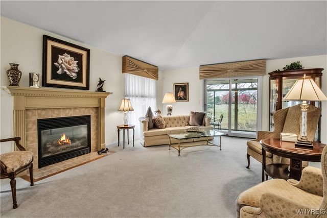 135 Lord Byron Lane, Amherst, NY 14221