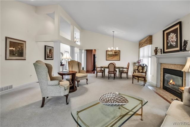 135 Lord Byron Lane, Amherst, NY 14221