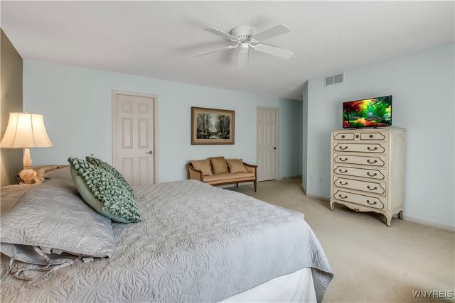 135 Lord Byron Lane, Amherst, NY 14221