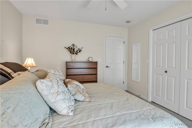 135 Lord Byron Lane, Amherst, NY 14221