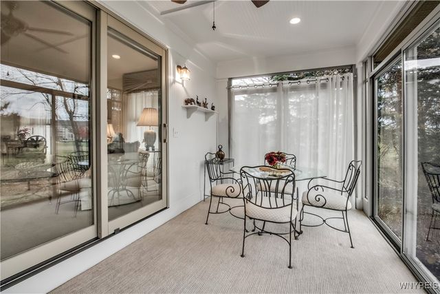 135 Lord Byron Lane, Amherst, NY 14221