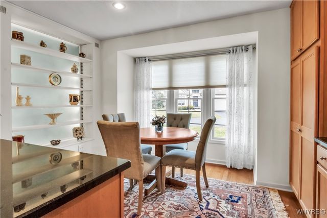 135 Lord Byron Lane, Amherst, NY 14221