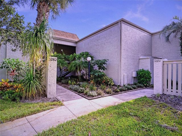 3282 S SEMORAN BOULEVARD 22, Orlando, FL 32822