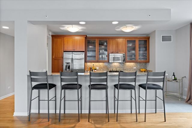 530 N LAKE SHORE Drive 1101, Chicago, IL 60611