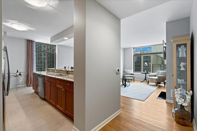 530 N LAKE SHORE Drive 1101, Chicago, IL 60611