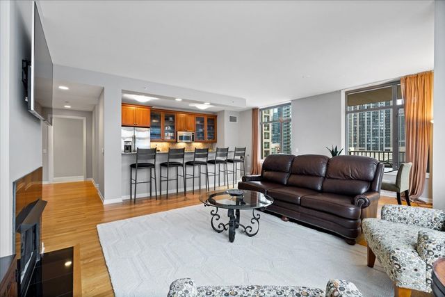 530 N LAKE SHORE Drive 1101, Chicago, IL 60611