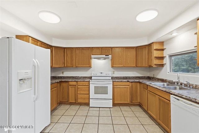 1607 Marten Street, Anchorage, AK 99504