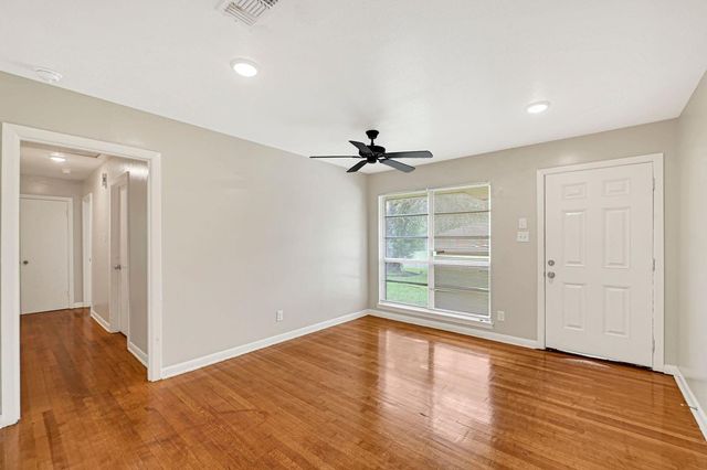 4319 Howcher Street, Houston, TX 77047