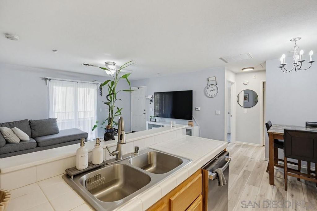 9728 Marilla Dr 205, Lakeside, CA 92040 — exterior