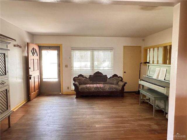 2214 E Pendleton Street, Harlingen, TX 78550