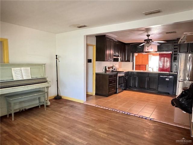 2214 E Pendleton Street, Harlingen, TX 78550