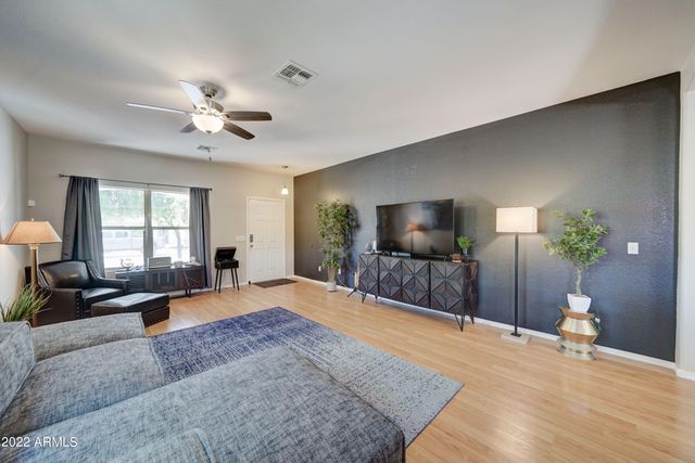 9027 S 3RD Street, Phoenix, AZ 85042