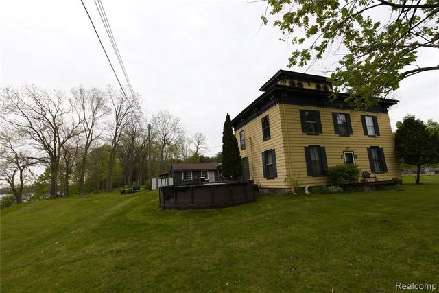 4466 Mill Street, Columbiaville, MI 48421