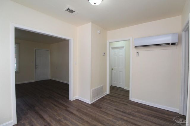 1218 N Kirk St, Pensacola, FL 32505