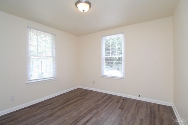 1218 N Kirk St, Pensacola, FL 32505