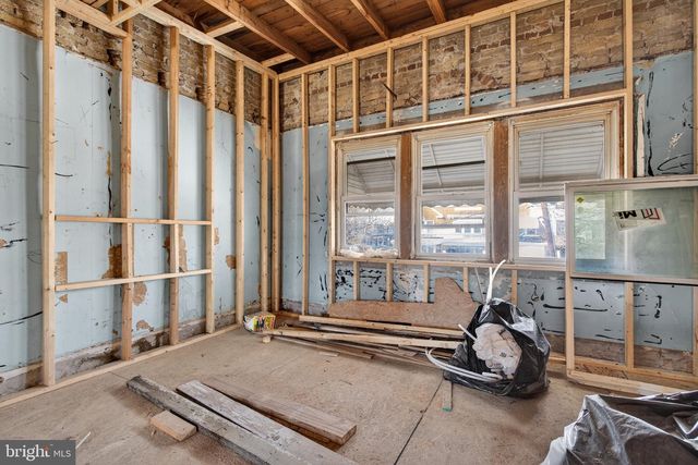 5205 5TH ST NW, Washington, DC 20011