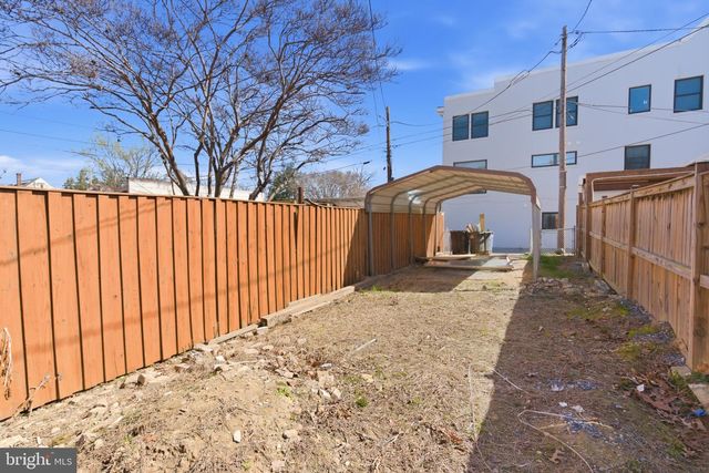 5205 5TH ST NW, Washington, DC 20011