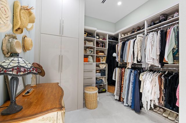 764 Lake Trail, Delray Beach, FL 33483