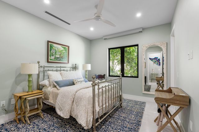 764 Lake Trail, Delray Beach, FL 33483