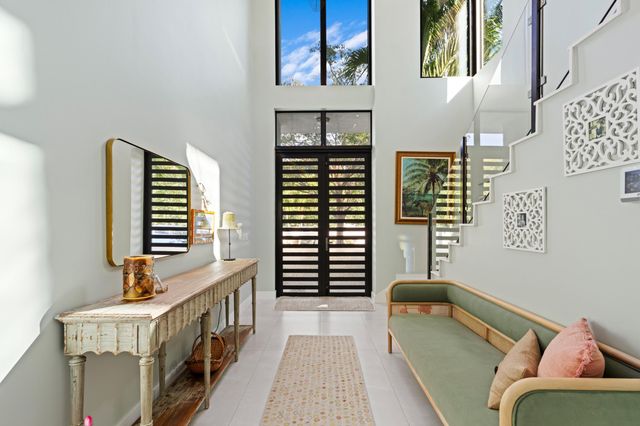 764 Lake Trail, Delray Beach, FL 33483