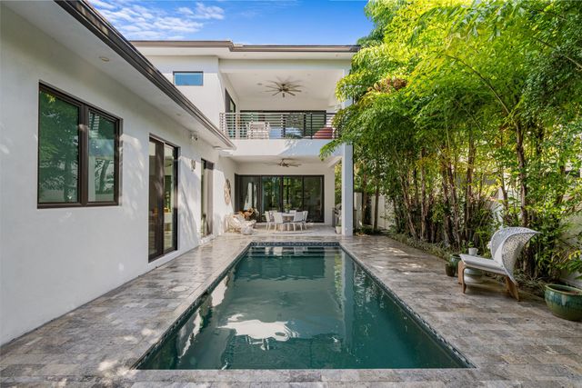 764 Lake Trail, Delray Beach, FL 33483