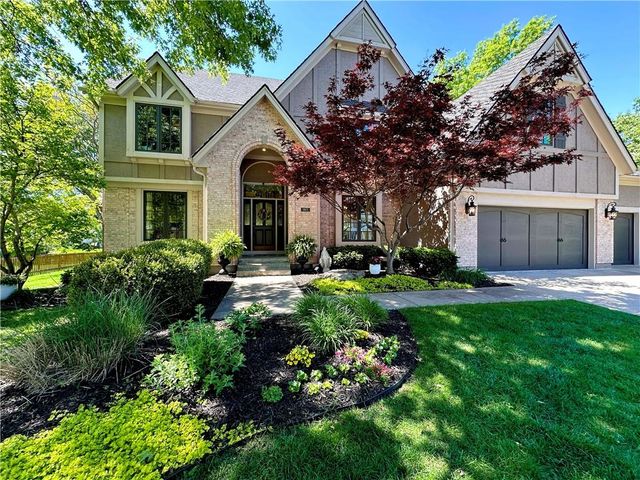 9101 W 140th Street, Overland Park, KS 66221