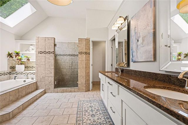 9101 W 140th Street, Overland Park, KS 66221