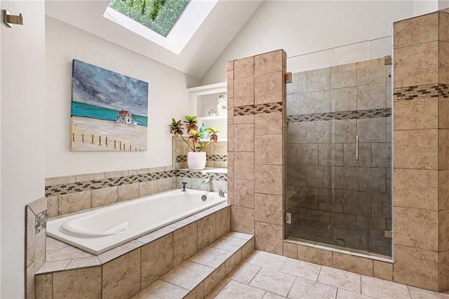9101 W 140th Street, Overland Park, KS 66221
