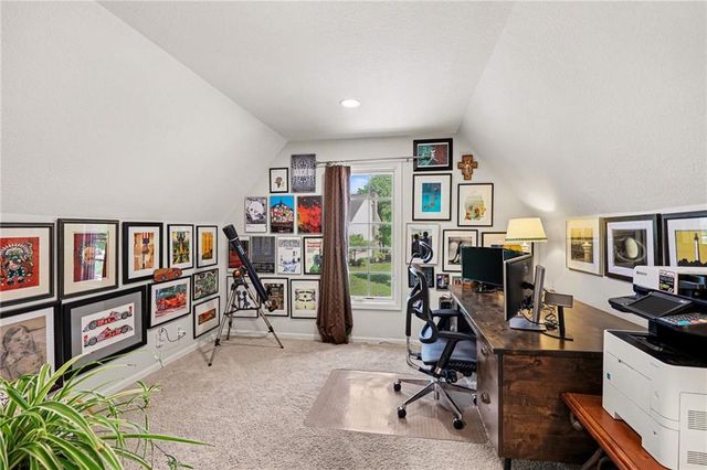 9101 W 140th Street, Overland Park, KS 66221