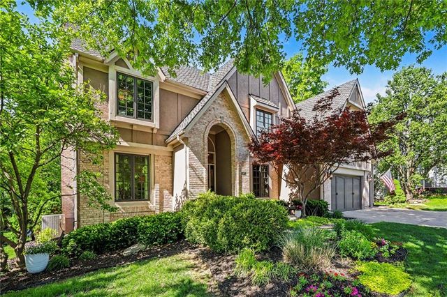 9101 W 140th Street, Overland Park, KS 66221