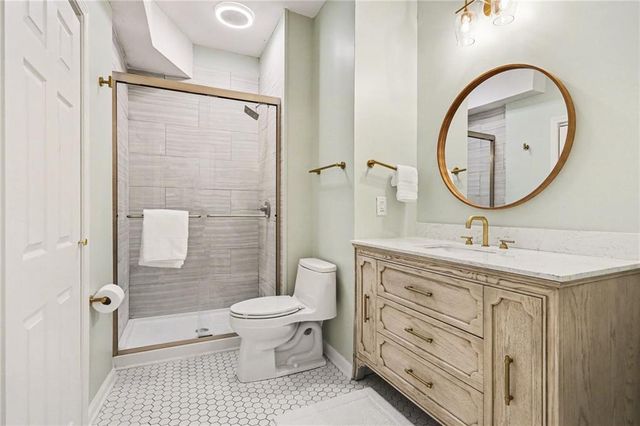 9101 W 140th Street, Overland Park, KS 66221