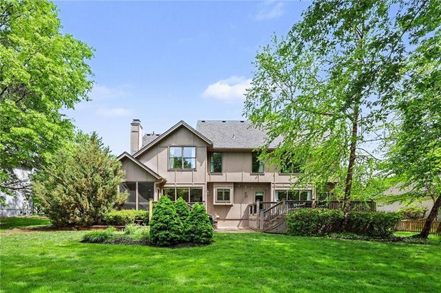 9101 W 140th Street, Overland Park, KS 66221