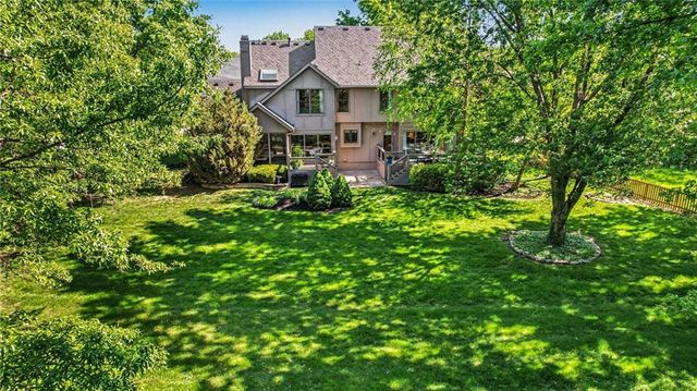 9101 W 140th Street, Overland Park, KS 66221