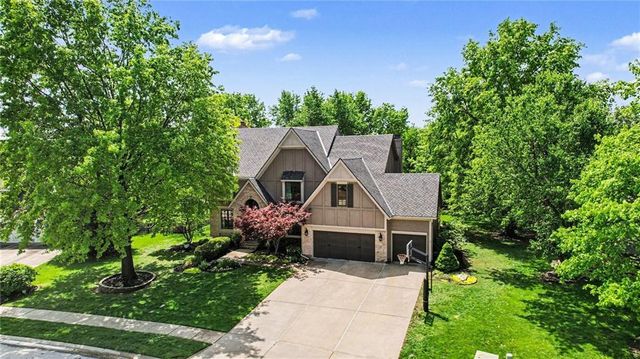 9101 W 140th Street, Overland Park, KS 66221