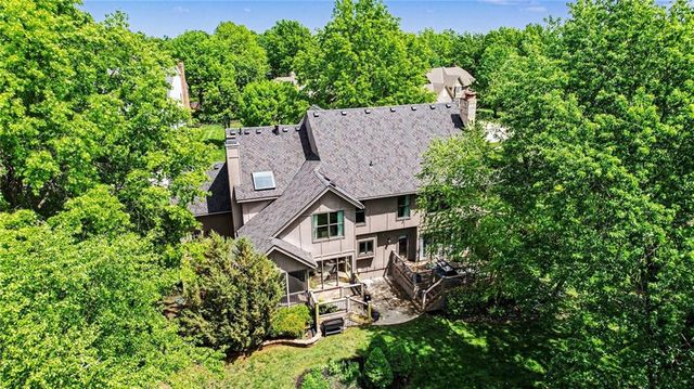 9101 W 140th Street, Overland Park, KS 66221