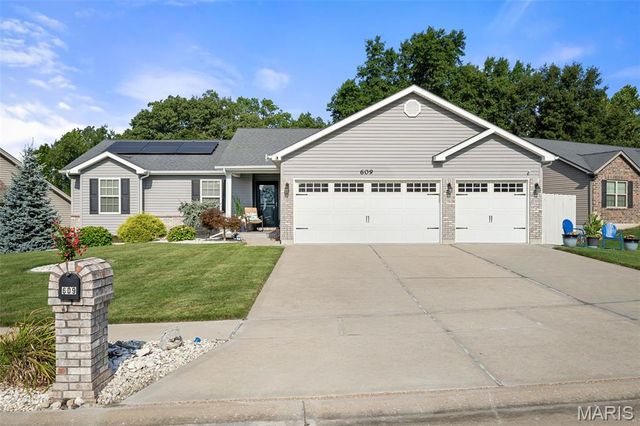 609 Courageous Lane, Wentzville, MO 63385