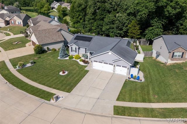 609 Courageous Lane, Wentzville, MO 63385