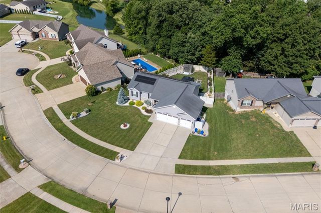 609 Courageous Lane, Wentzville, MO 63385