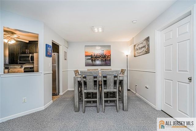 1310 Stoneridge Circle, Helmetta, NJ 08828