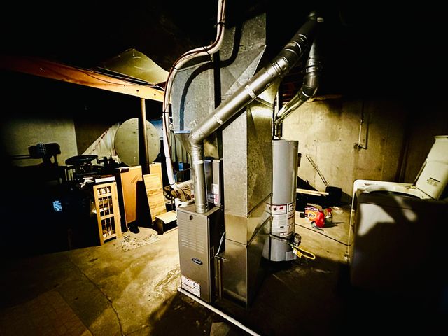 951 S 2nd St, Salina, KS 67401