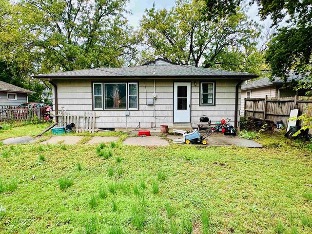 951 S 2nd St, Salina, KS 67401