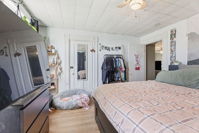 26 Washington St, Westfield, MA 01085