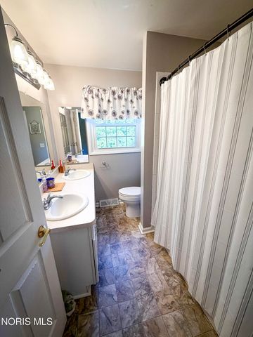 5443 Glastonberry Road, Toledo, OH 43613