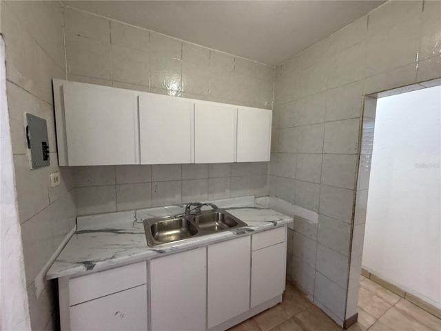 1107 12 NE ST., San Juan, PR 00920