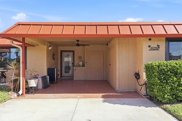 9528 ANTIQUA COVE 9528, Bradenton, FL 34210